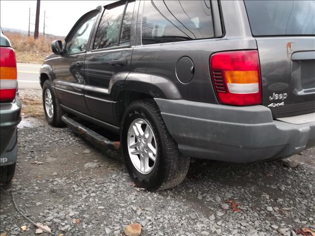 2004 Jeep Grand Cherokee LS