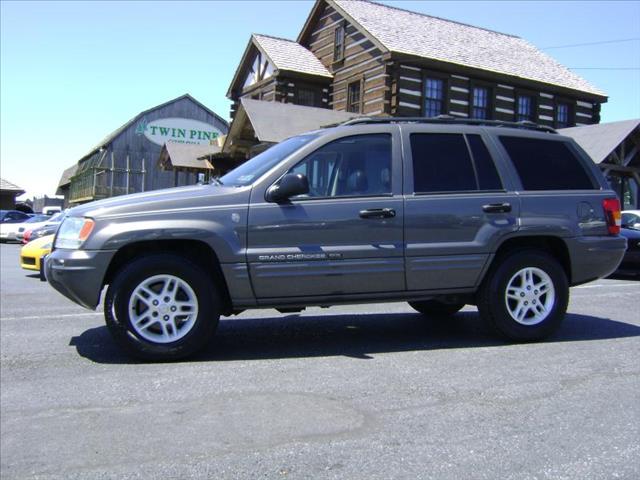 2004 Jeep Grand Cherokee AMG ML55