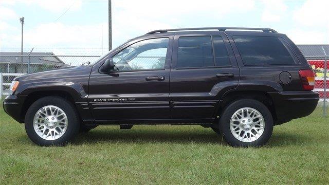 2004 Jeep Grand Cherokee SLT 25