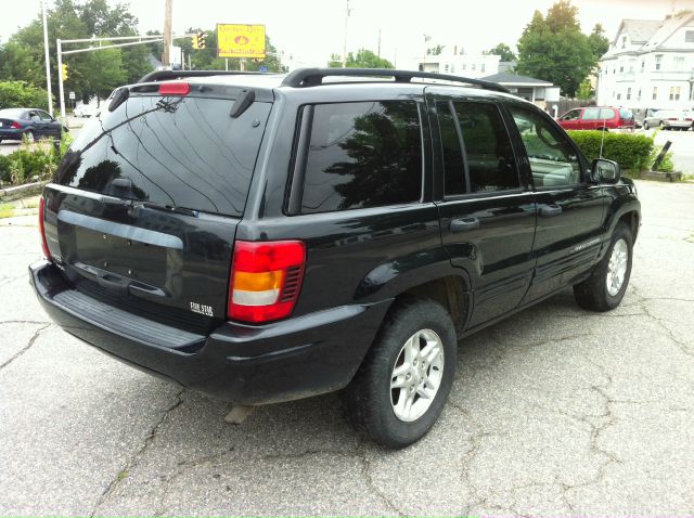 2004 Jeep Grand Cherokee 4dr 114 WB W/4.6l AWD