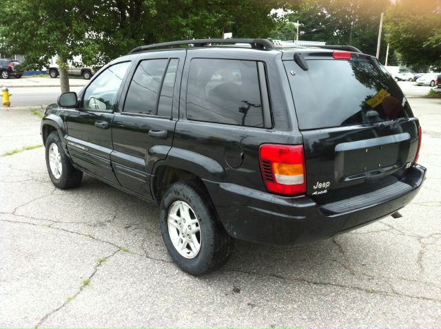 2004 Jeep Grand Cherokee 4dr 114 WB W/4.6l AWD