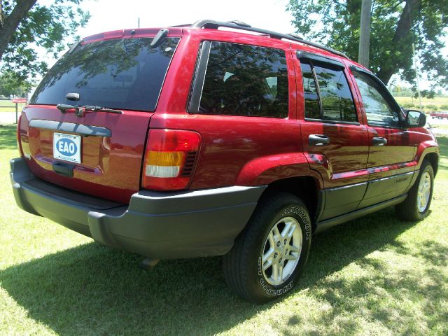 2004 Jeep Grand Cherokee Sedan 4dr