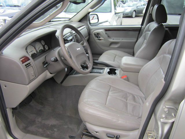 2004 Jeep Grand Cherokee Super