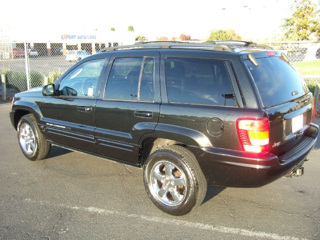 2004 Jeep Grand Cherokee SLT 25