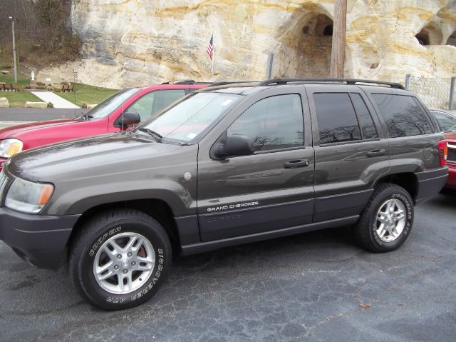 2004 Jeep Grand Cherokee LS