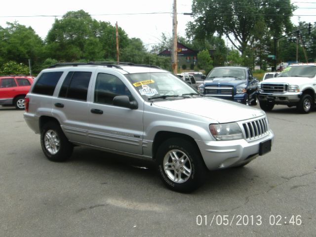 2004 Jeep Grand Cherokee 4dr 114 WB W/4.6l AWD