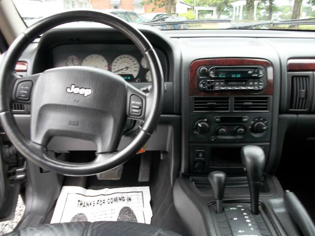 2004 Jeep Grand Cherokee Super