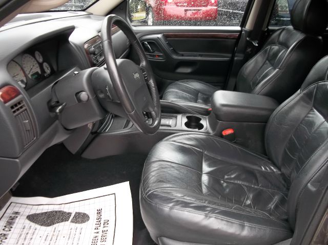 2004 Jeep Grand Cherokee Super