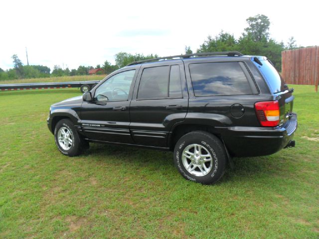 2004 Jeep Grand Cherokee 4dr 114 WB W/4.6l AWD