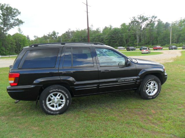 2004 Jeep Grand Cherokee 4dr 114 WB W/4.6l AWD