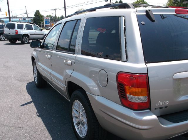 2004 Jeep Grand Cherokee Super