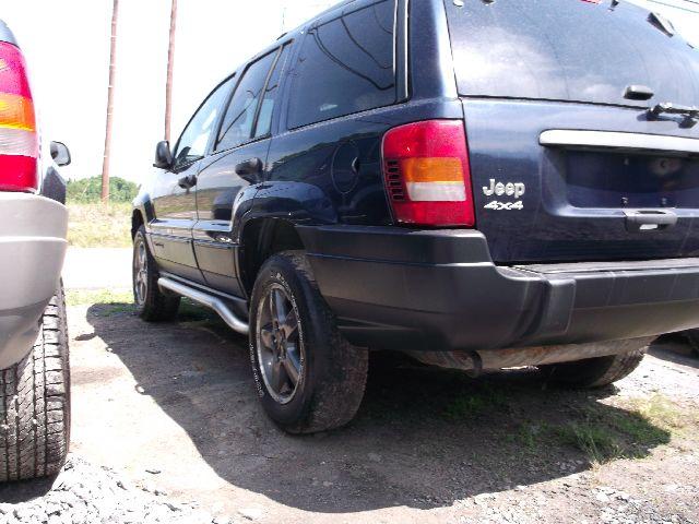 2004 Jeep Grand Cherokee LS