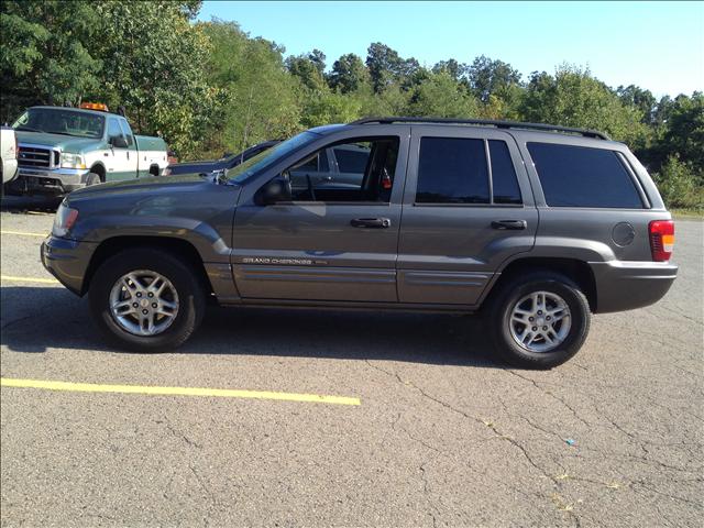 2004 Jeep Grand Cherokee LS