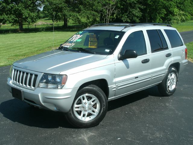 2004 Jeep Grand Cherokee 4dr 114 WB W/4.6l AWD