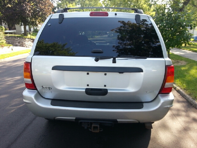 2004 Jeep Grand Cherokee 4dr 114 WB W/4.6l AWD