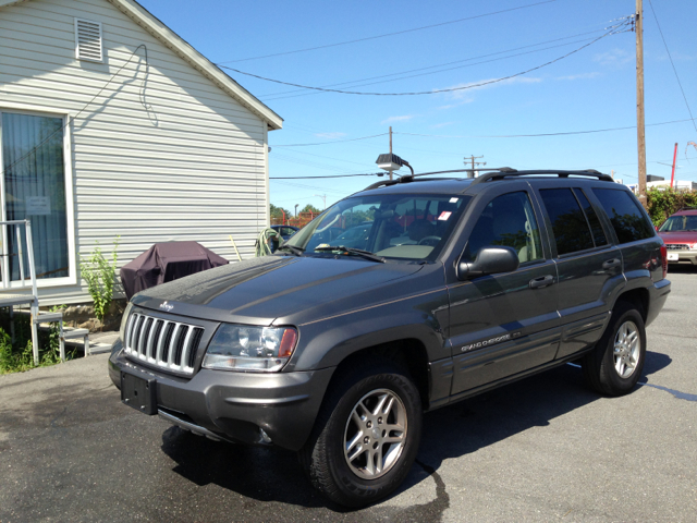 2004 Jeep Grand Cherokee LT Tv-dvdleathersunroof3rowcarfax Available