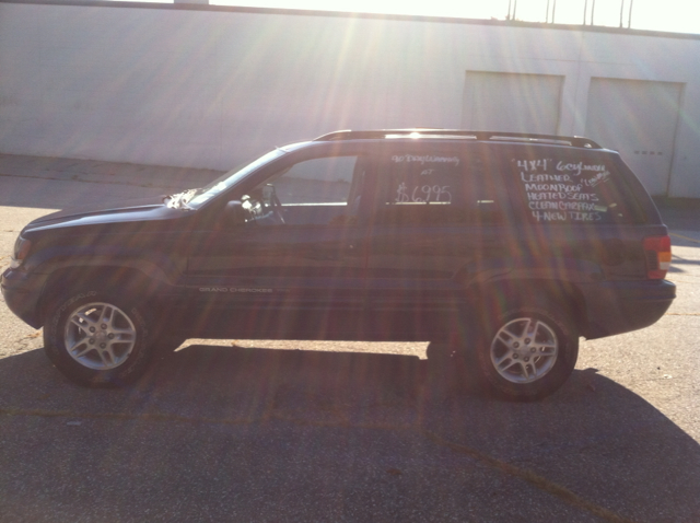 2004 Jeep Grand Cherokee 4dr 114 WB W/4.6l AWD