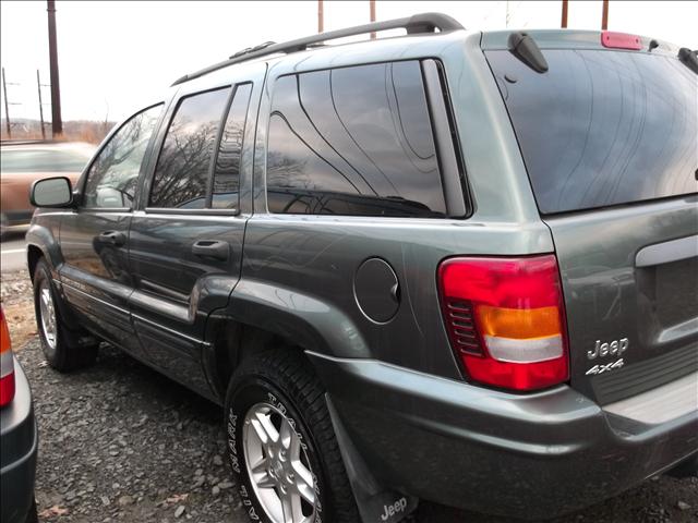 2004 Jeep Grand Cherokee LS