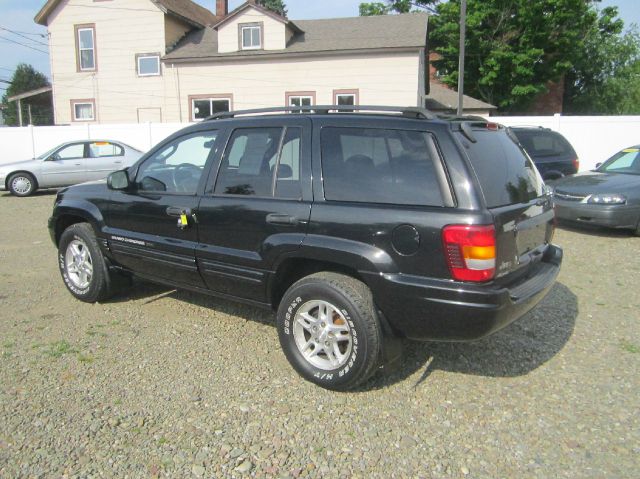 2004 Jeep Grand Cherokee 4dr 114 WB W/4.6l AWD