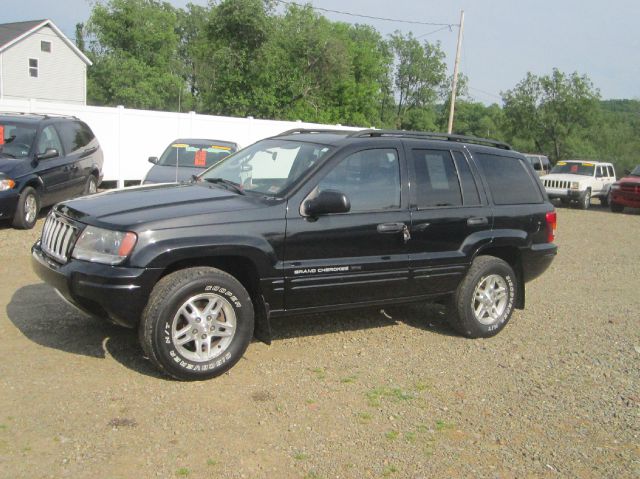 2004 Jeep Grand Cherokee 4dr 114 WB W/4.6l AWD