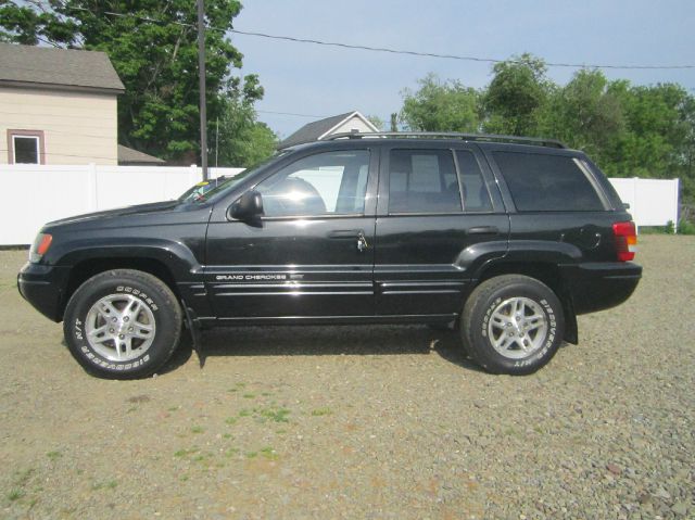 2004 Jeep Grand Cherokee 4dr 114 WB W/4.6l AWD