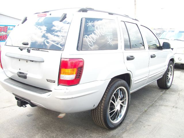 2004 Jeep Grand Cherokee 4dr 114 WB W/4.6l AWD