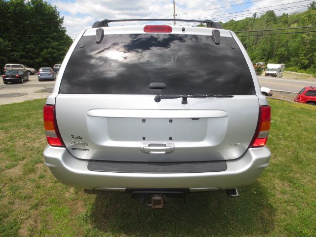 2004 Jeep Grand Cherokee Super