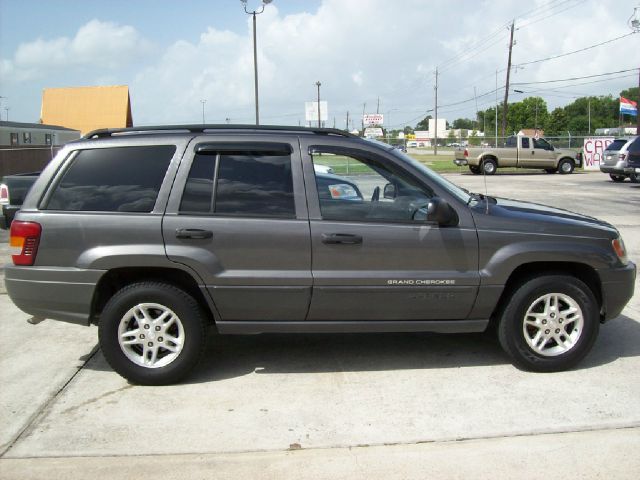 2004 Jeep Grand Cherokee Sedan 4dr