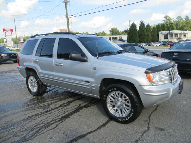 2004 Jeep Grand Cherokee Super