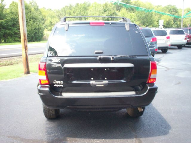 2004 Jeep Grand Cherokee 4dr 114 WB W/4.6l AWD