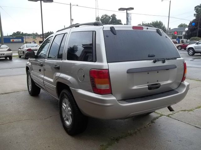 2004 Jeep Grand Cherokee 4dr 114 WB W/4.6l AWD