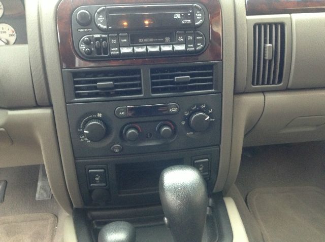 2004 Jeep Grand Cherokee Super