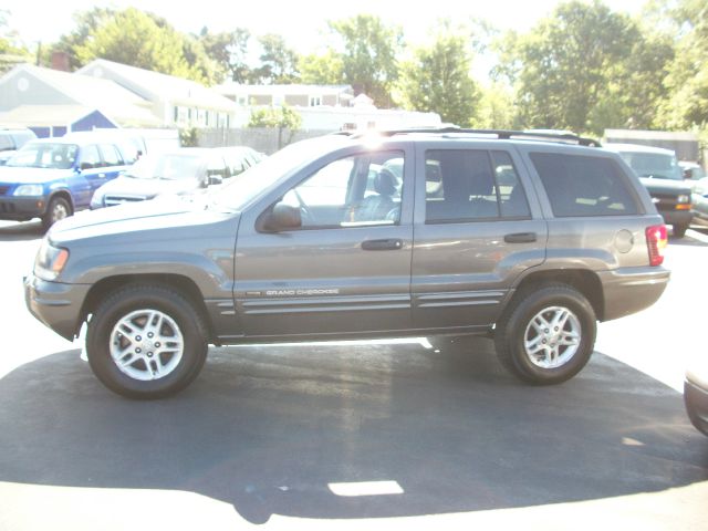 2004 Jeep Grand Cherokee 4dr 114 WB W/4.6l AWD