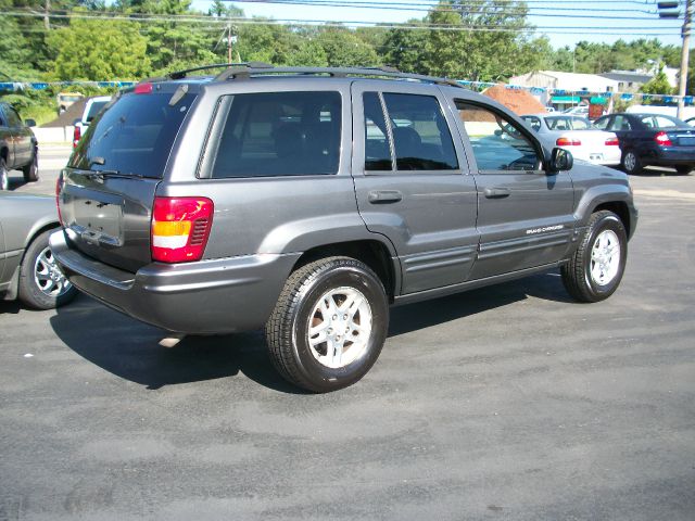 2004 Jeep Grand Cherokee 4dr 114 WB W/4.6l AWD