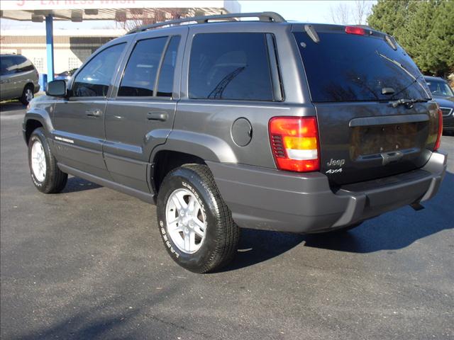 2004 Jeep Grand Cherokee LS