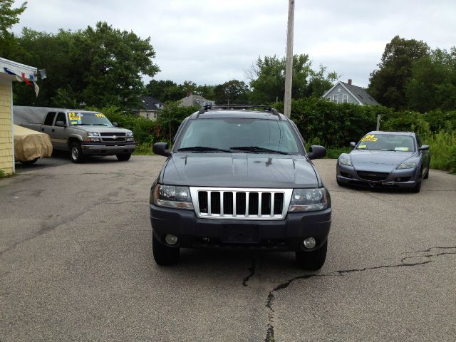 2004 Jeep Grand Cherokee 4dr 114 WB W/4.6l AWD