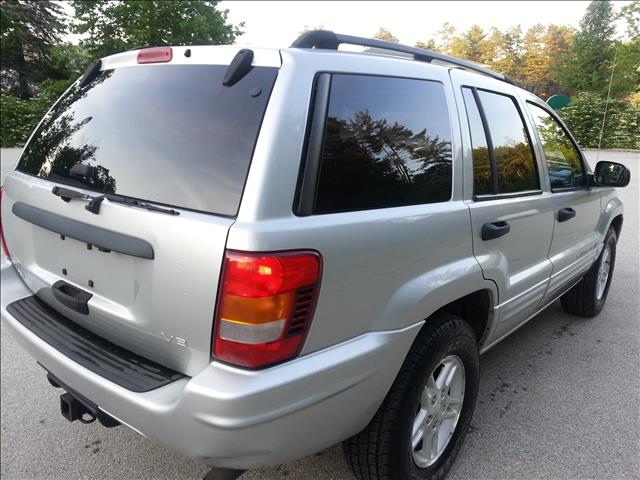 2004 Jeep Grand Cherokee 4dr 114 WB W/4.6l AWD