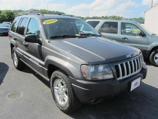 2004 Jeep Grand Cherokee LS