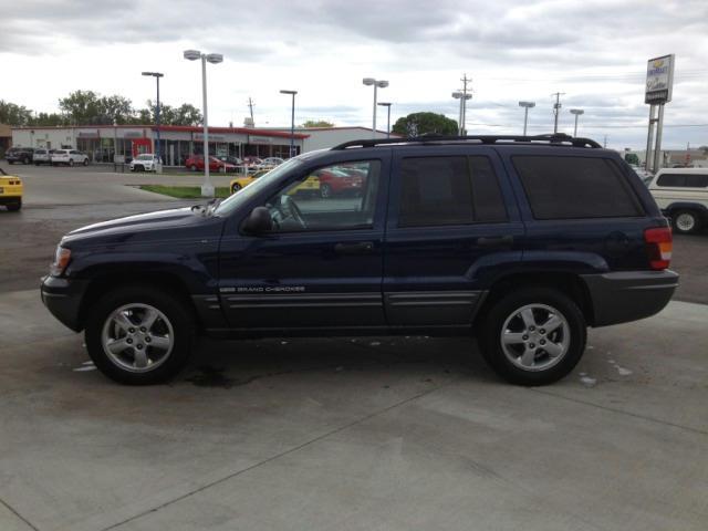 2004 Jeep Grand Cherokee K2500 Silverado