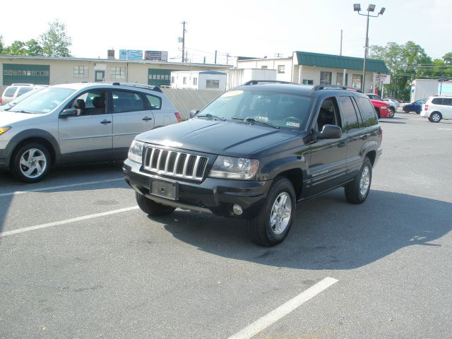 2004 Jeep Grand Cherokee 4dr 114 WB W/4.6l AWD