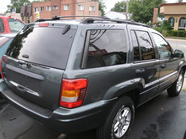 2004 Jeep Grand Cherokee 4dr 114 WB W/4.6l AWD