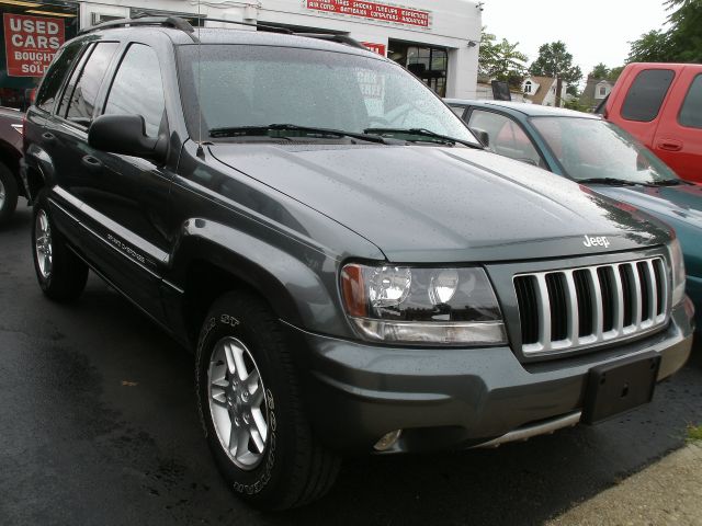 2004 Jeep Grand Cherokee 4dr 114 WB W/4.6l AWD