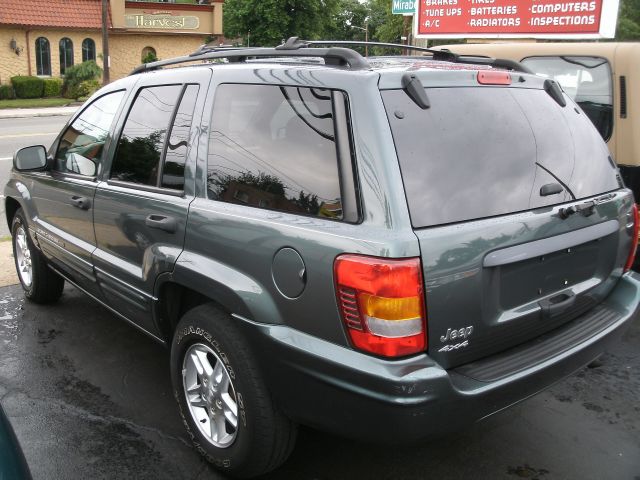 2004 Jeep Grand Cherokee 4dr 114 WB W/4.6l AWD