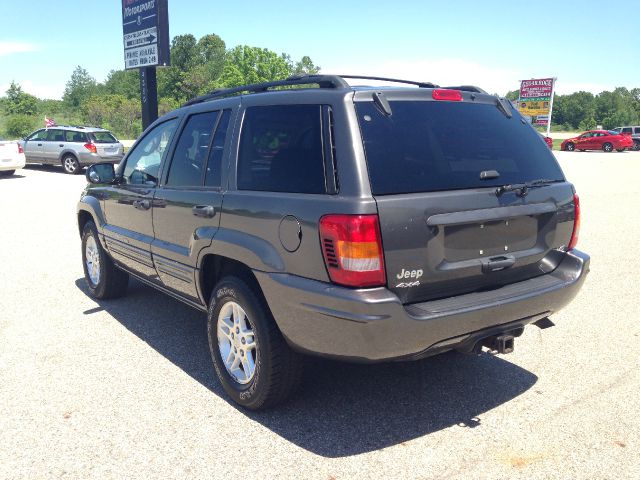 2004 Jeep Grand Cherokee 4dr 114 WB W/4.6l AWD