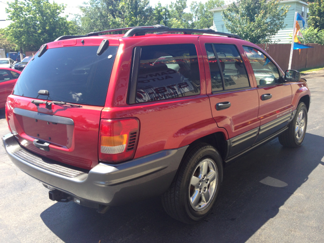 2004 Jeep Grand Cherokee LT Tv-dvdleathersunroof3rowcarfax Available