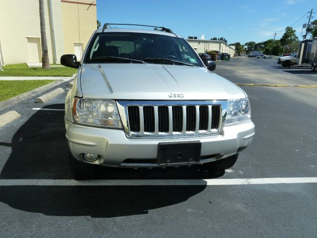 2004 Jeep Grand Cherokee Super