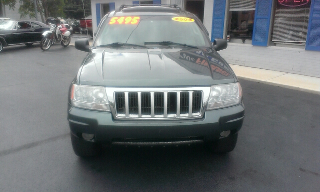 2004 Jeep Grand Cherokee 4dr 114 WB W/4.6l AWD