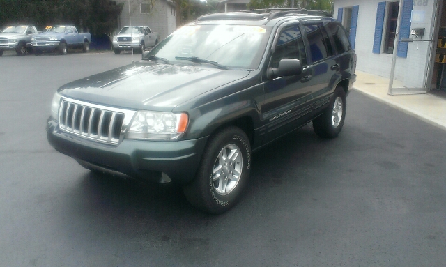 2004 Jeep Grand Cherokee 4dr 114 WB W/4.6l AWD