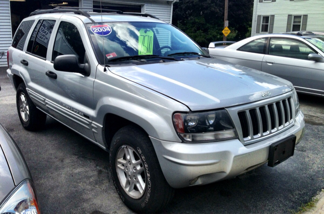 2004 Jeep Grand Cherokee 4dr 114 WB W/4.6l AWD