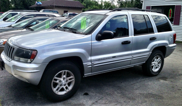 2004 Jeep Grand Cherokee 4dr 114 WB W/4.6l AWD